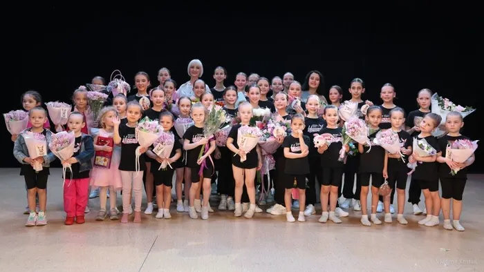 отчетный концерт ансамбля "НикА"