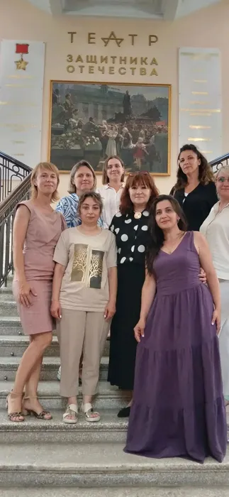 Н.В. Григорян и участники собрания