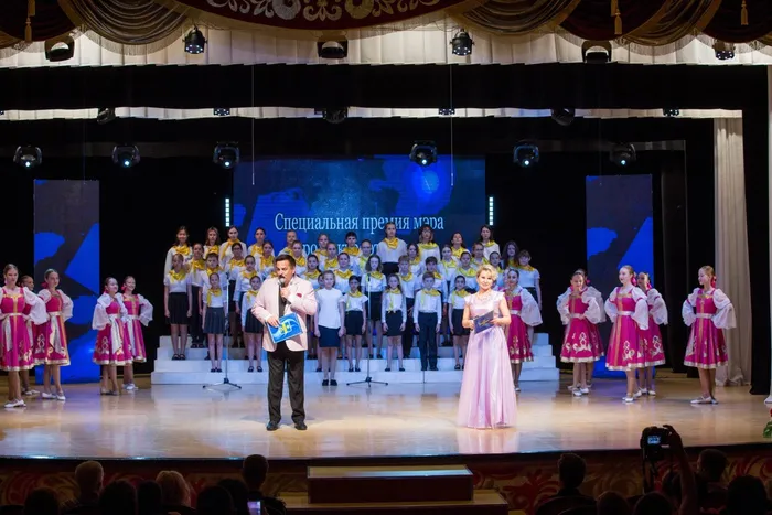 ТОРЖЕСТВЕННАЯ ЦЕРЕМОНИЯ