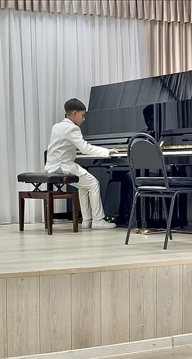 Айвазян Тимур