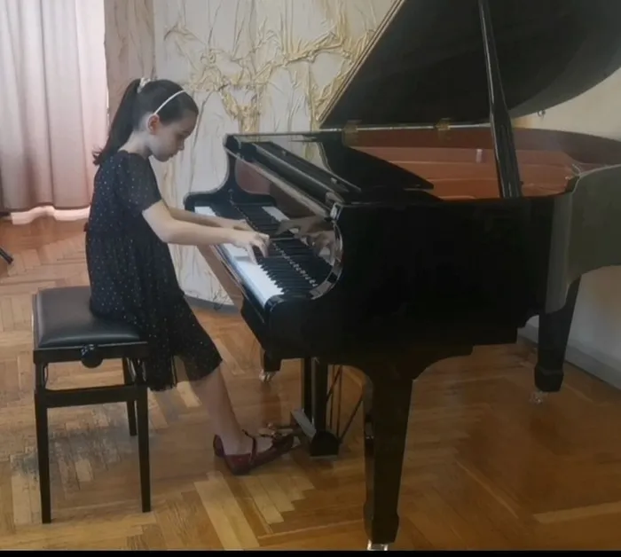 Эмилия Мильштейн